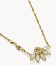 Load image into Gallery viewer, Anya Flower Gold Short Pendant Necklace