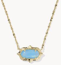 Load image into Gallery viewer, Elisa Scallop Frame Gold Short Pendant Necklace