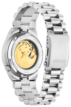 Load image into Gallery viewer, Gents Citizen Watch NJ0151-53M 25% OFF
