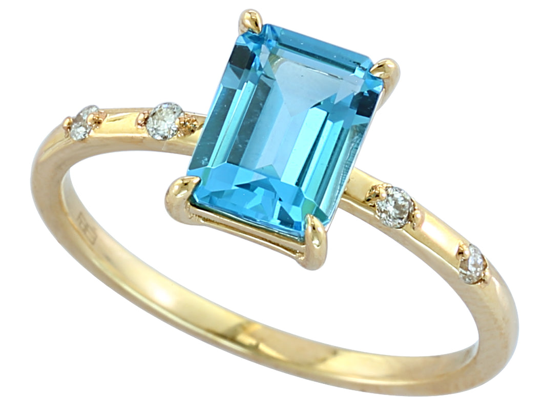 14K Yellow Gold Blue Topaz and Diamond Ring