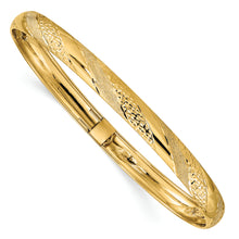 Load image into Gallery viewer, 14k Twisted Diamond-cut Flexible Bangle
