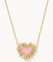 Load image into Gallery viewer, Dolly Parton x Kendra Scott Ari Heart Gold Short Pendant Necklace
